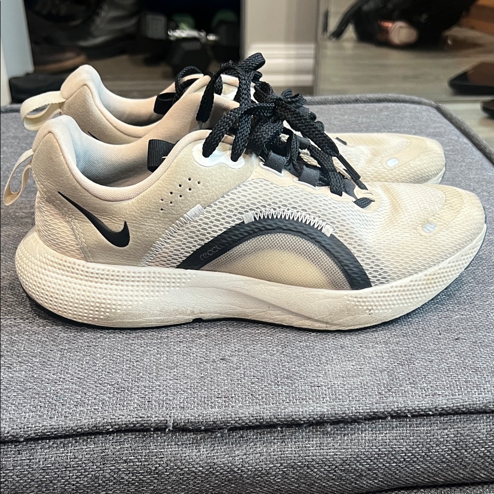 Nike Beige and Black Active Shoes